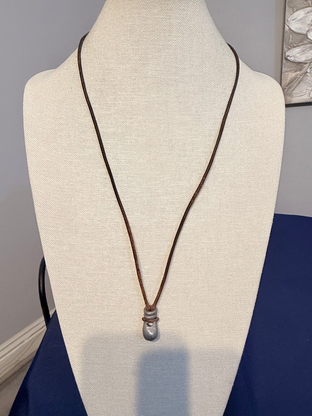 Vintage Brutalist Leather Pendant Necklace 28”